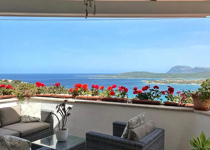 Khepri Vila Porto Rotondo